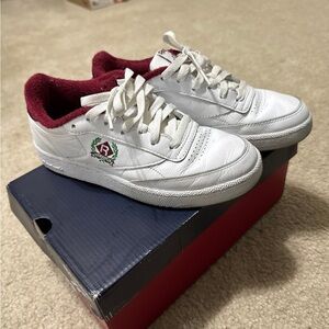 Reebok Club C 85 Size 4.5M/6W